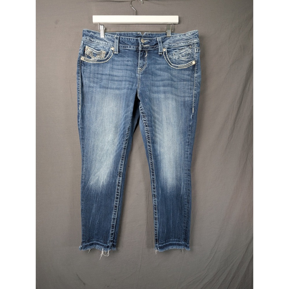 Vigoss Womens Size 18 Blue Denim‎ Skinny Jeans Embellished Raw Hem Medium Wash
